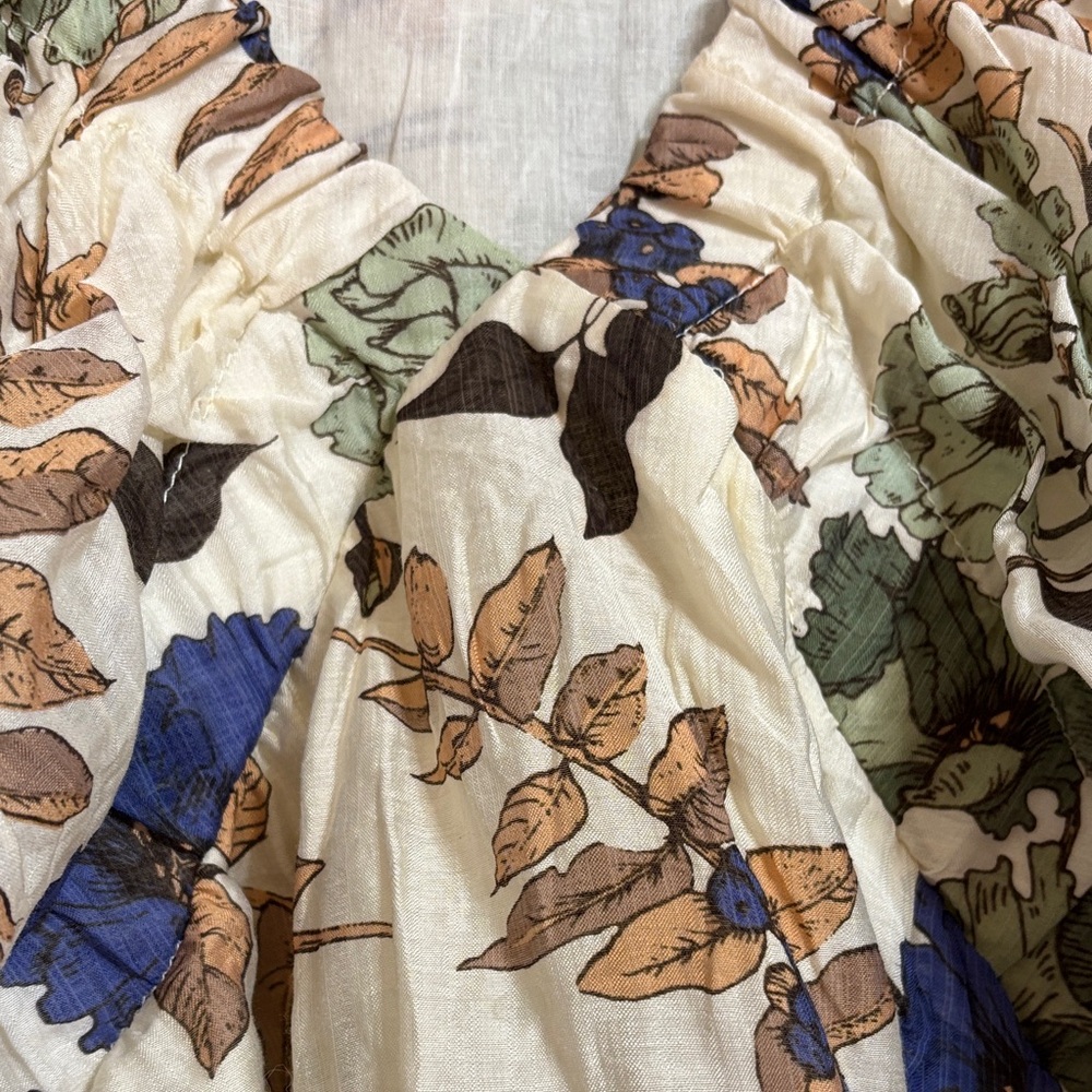 Hayden Women's Floral Blouse - Blue, Green, and Cream - Picture 6 of 13